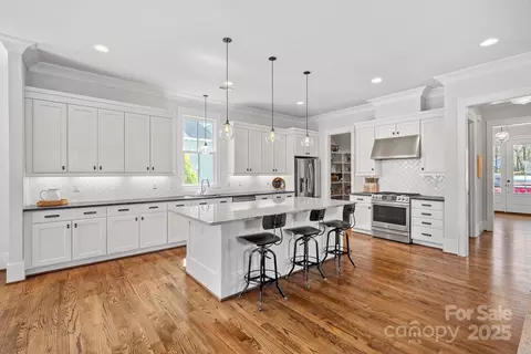 478 Beaty St, Davidson, NC 28036 photo 5