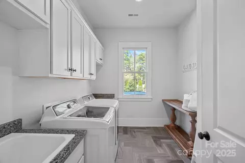 478 Beaty St, Davidson, NC 28036 photo 13