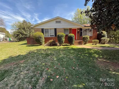 4228 Brookway Dr, Charlotte, NC 28208