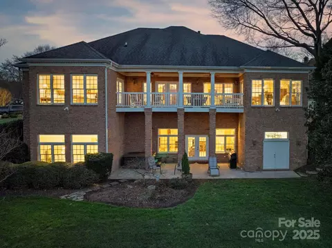 110 49th Avenue Nw Pl NW, Hickory, NC 28601 photo 3