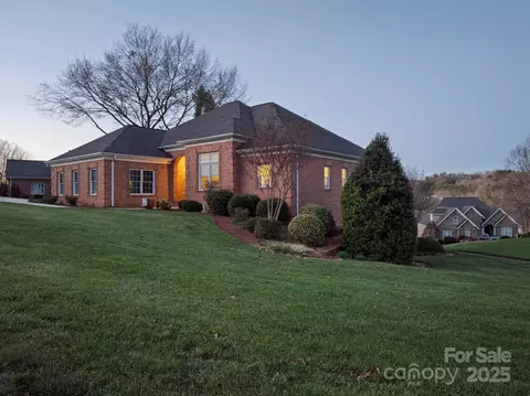 110 49th Avenue Nw Pl NW, Hickory, NC 28601 photo 7