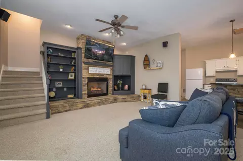 110 49th Avenue Nw Pl NW, Hickory, NC 28601 photo 29