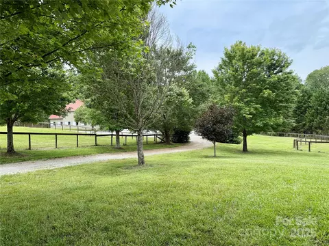 226 John Smith Rd, Columbus, NC 28722 photo 36