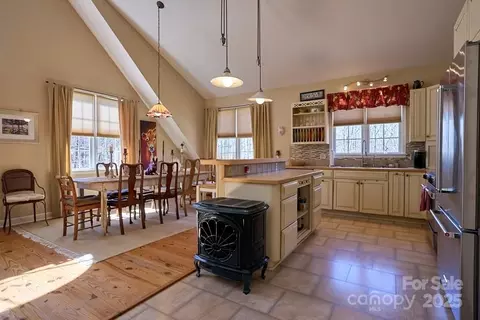 226 John Smith Rd, Columbus, NC 28722 photo 8