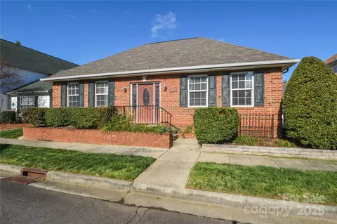 3913 Sages Ave, Indian Trail, NC 28079