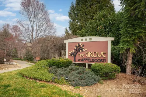 637 Appeldoorn 637 Cir #637, Asheville, NC 28803