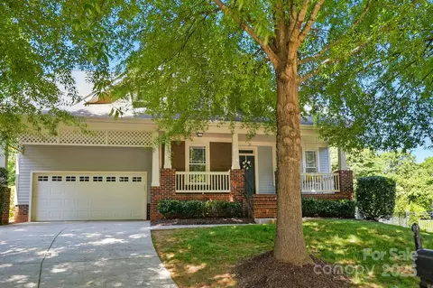 8008 Battersea Ct, Waxhaw, NC 28173