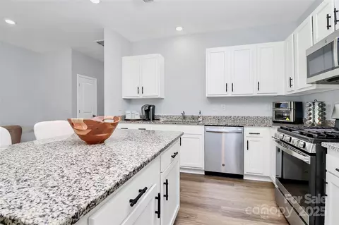 2707 Aubrey St, Monroe, NC 28110 photo 8
