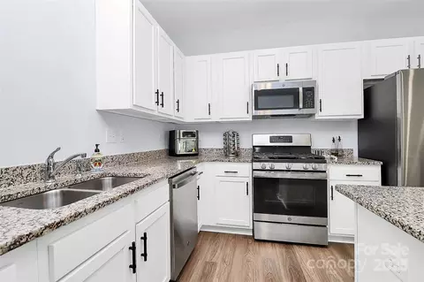 2707 Aubrey St, Monroe, NC 28110 photo 9