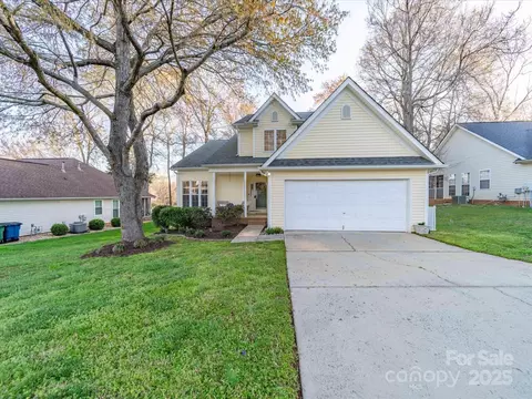 3229 Leicester Dr, Matthews, NC 28104