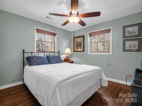19 Robert E Lee Dr, Flat Rock, NC 28731 photo 18