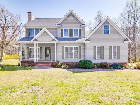805 Carved Oak Ct, York, SC 29745