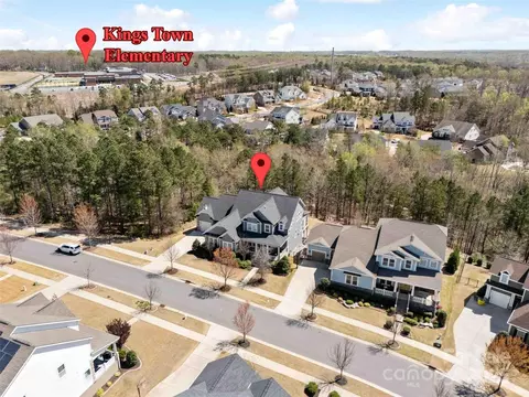 1953 Masons Bend Dr, Fort Mill, SC 29708 photo 3