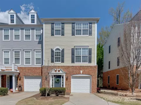 5417 Werburgh St, Charlotte, NC 28209