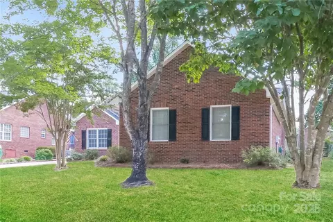 136 Ole Eastpointe Dr, York, SC 29745
