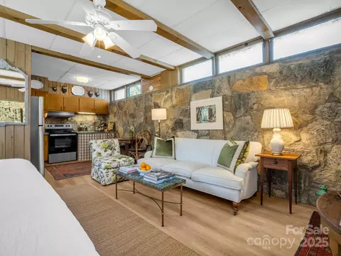 140 Old Mill Rd, Flat Rock, NC 28731 photo 16
