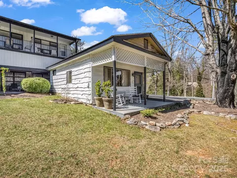 140 Old Mill Rd, Flat Rock, NC 28731 photo 3
