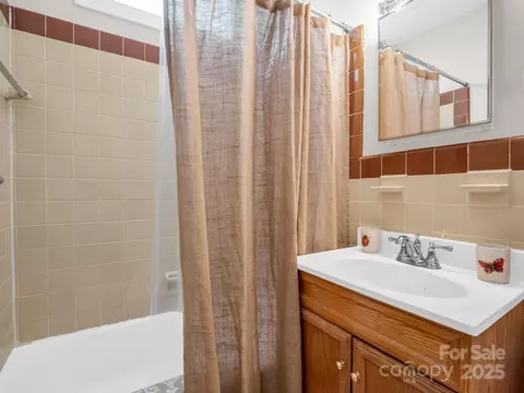 140 Old Mill Rd, Flat Rock, NC 28731 photo 15