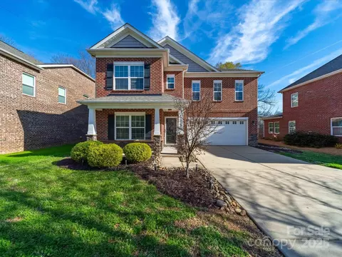 4127 Stacy Blvd, Charlotte, NC 28209