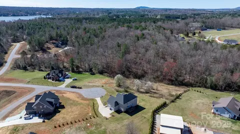 5979 Red Berry 19 Ct #19, Granite Falls, NC 28630