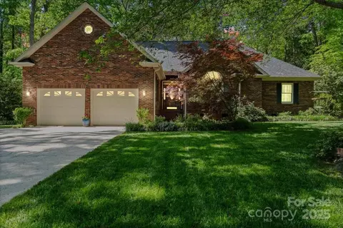 6179 Mountain Vine Ave, Kannapolis, NC 28081