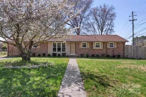 2217 Parkdale Ave, Gastonia, NC 28052