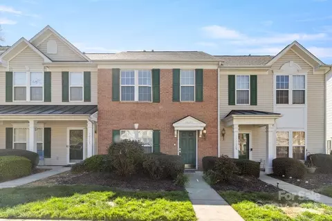 12207 Jessica Pl, Charlotte, NC 28269