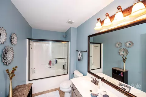 Bath - 625 Circle Trace Rd, Monroe, NC 28110 photo 2 of 4