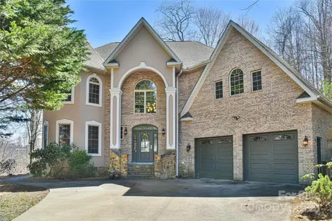 110 Heartwood Cir, Asheville, NC 28806
