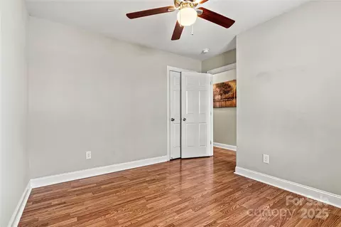 Bedroom - 301 N 4th Ave, Maiden, NC 28650 photo 4 of 4