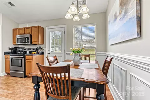 Dining - 301 N 4th Ave, Maiden, NC 28650 photo 2 of 2
