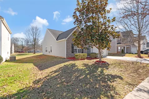 1911 Kingstree Dr, Monroe, NC 28112 photo 4