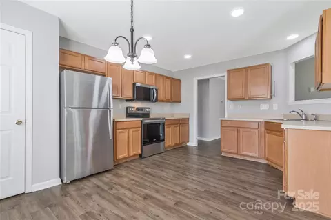 1911 Kingstree Dr, Monroe, NC 28112 photo 8