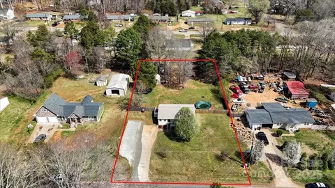 View/Area - 111 Cedar Dr, Salisbury, NC 28147 photo 2 of 7