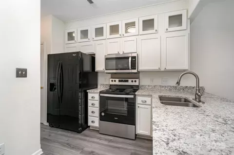 4028 Center Place Dr, Harrisburg, NC 28075