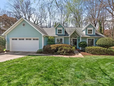 800 Water Wheel Ct, Charlotte, NC 28209