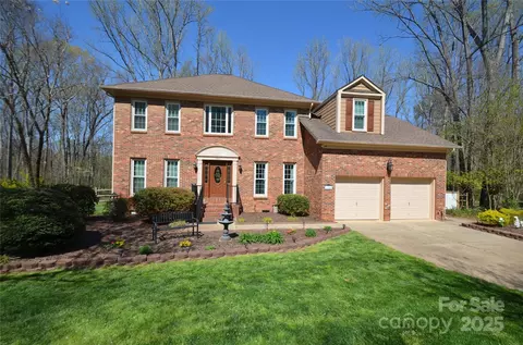 12841 Moores Mill Rd, Huntersville, NC 28078