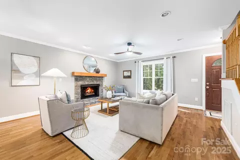 Living - 7025 Ridgeway Rd, Stanley, NC 28164 photo 2 of 3