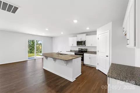 24 Byron Park Rd, Clyde, NC 28721 photo 5
