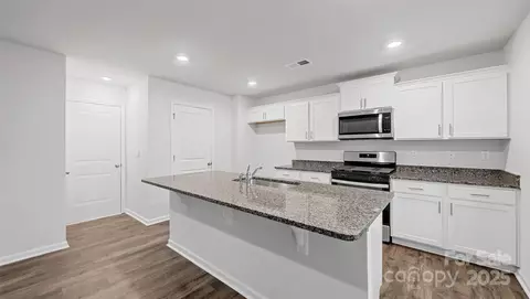 36 Byron Park Rd, Clyde, NC 28721 photo 6
