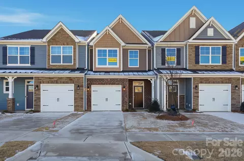 4211 Black Ct, Harrisburg, NC 28075