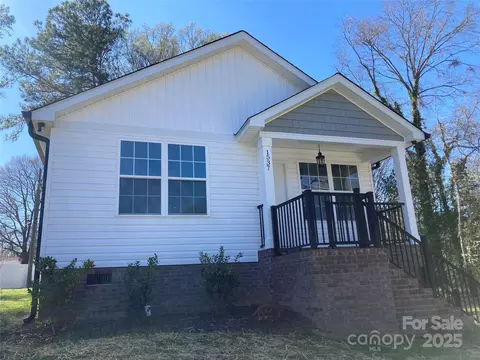 1537 Poston Cir, Gastonia, NC 28054