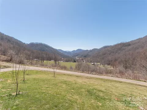 323 Morris Rd, Clyde, NC 28721 photo 37