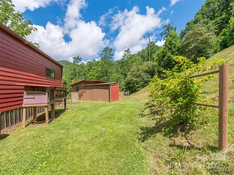 323 Morris Rd, Clyde, NC 28721 photo 5