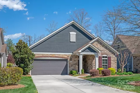 1128 Avalon Pl, Matthews, NC 28104
