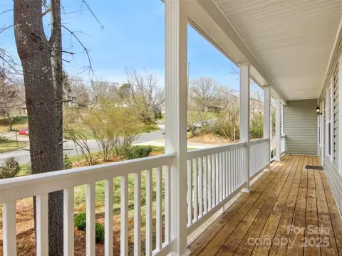 Exterior - 14 Fox Run Dr, Fairview, NC 28730 photo 3 of 4