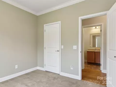 Bedroom - 14 Fox Run Dr, Fairview, NC 28730 photo 2 of 3