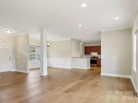 Living - 14 Fox Run Dr, Fairview, NC 28730 photo 3 of 3