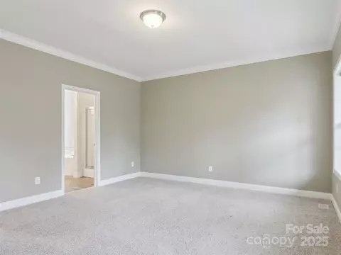 Bedroom - 14 Fox Run Dr, Fairview, NC 28730 photo 1 of 3