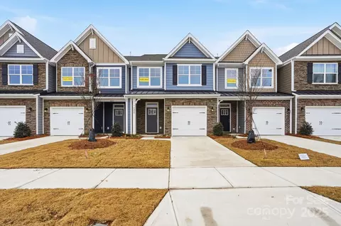 4229 Black Ct, Harrisburg, NC 28075